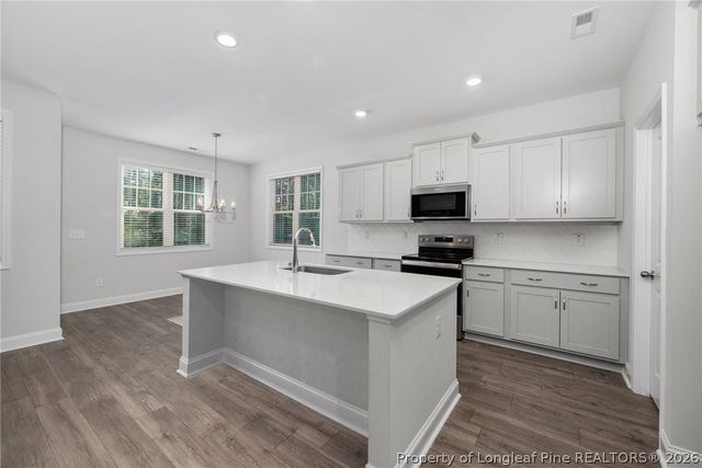 107 Glenwood Court, Spring Lake, NC 28390
