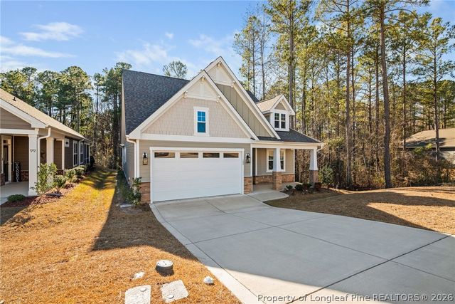 107 Glenwood Court, Spring Lake, NC 28390