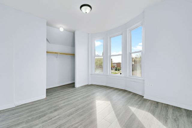 8440 S Peoria Street, Chicago, IL 60620