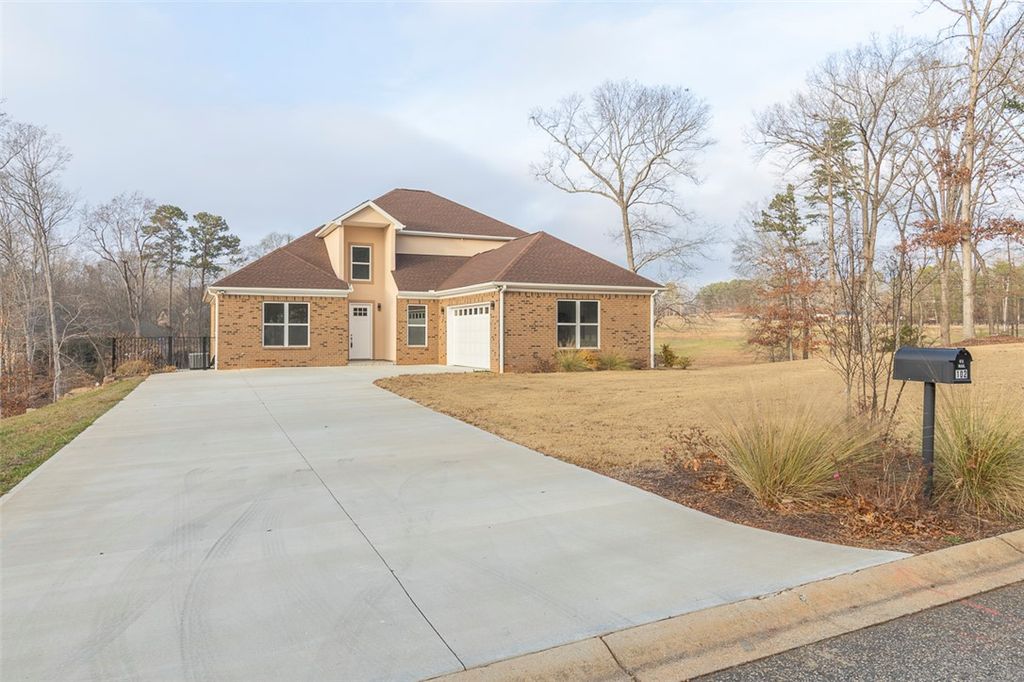 102 Topsail Drive, Anderson, SC 29625