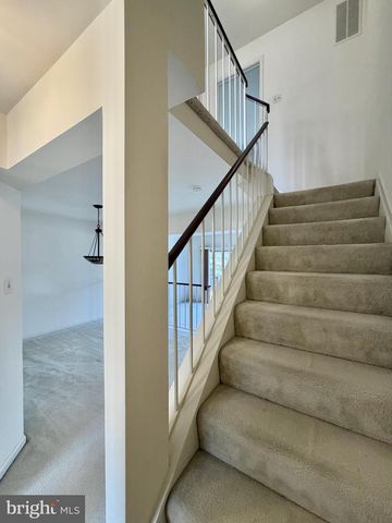 3824 SWAN HOUSE CT, Burtonsville, MD 20866