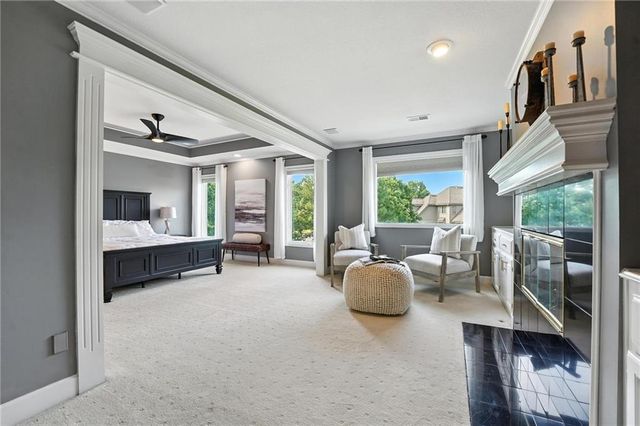 9206 W 146th Place, Overland Park, KS 66221