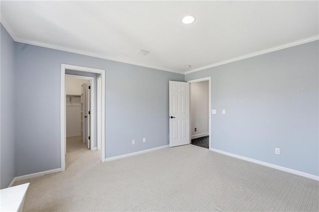 9206 W 146th Place, Overland Park, KS 66221