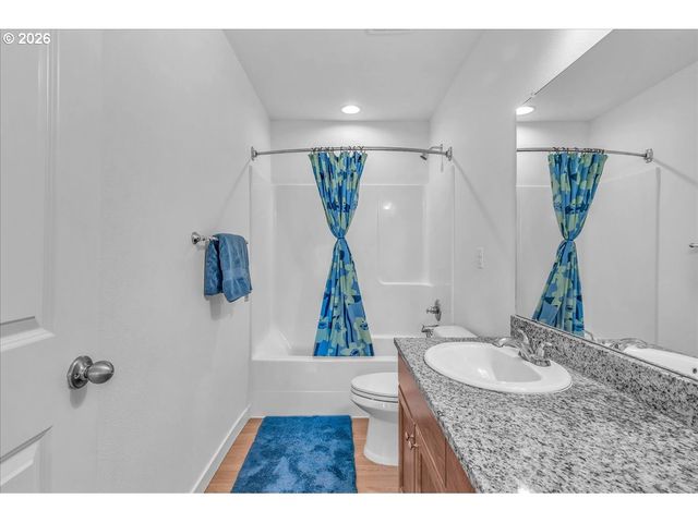 3819 Ne KINGBIRD St, Camas, WA 98607