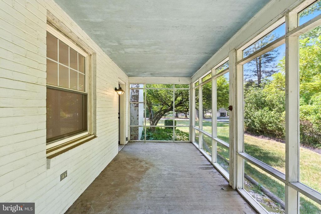 615 CHESTNUT ST, Collegeville, PA 19426