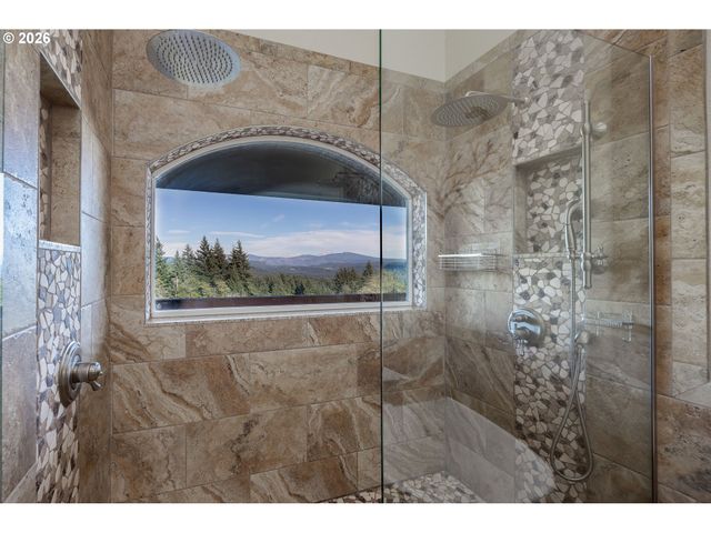 2215 Ne 359TH Ave, Washougal, WA 98671