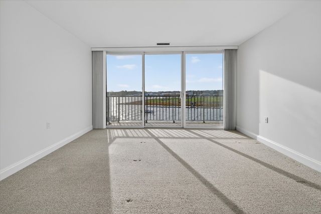 100 Seaview Avenue 3I, Norwalk, CT 06855