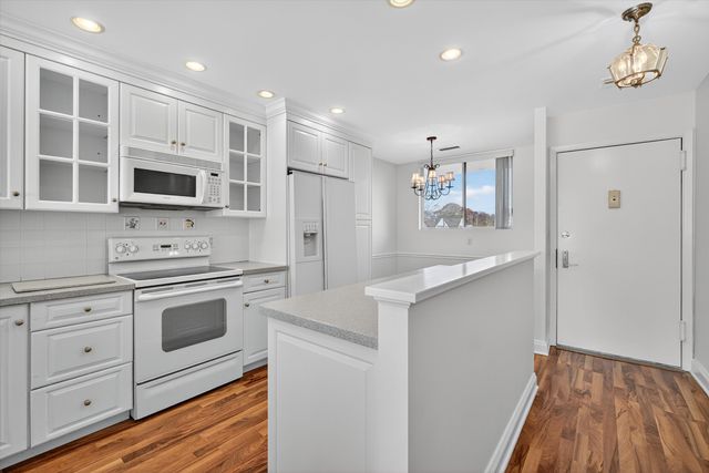 100 Seaview Avenue 3I, Norwalk, CT 06855