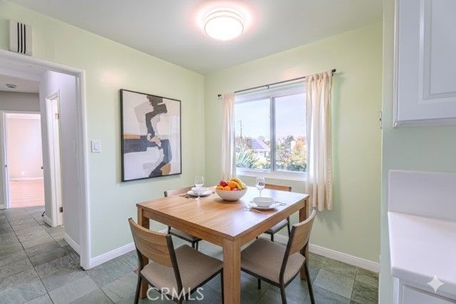 23952 Nomar Street, Woodland Hills (los Angeles), CA 91367