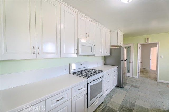 23952 Nomar Street, Woodland Hills (los Angeles), CA 91367