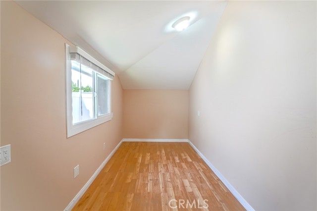 23952 Nomar Street, Woodland Hills (los Angeles), CA 91367