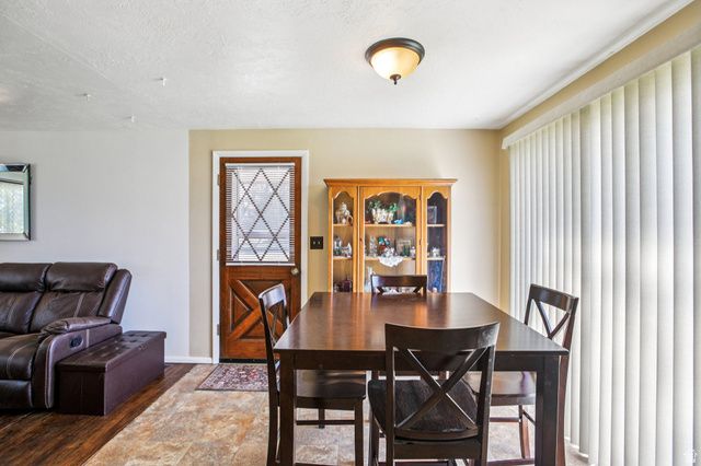 5345 W 4000 S, Hooper, UT 84315