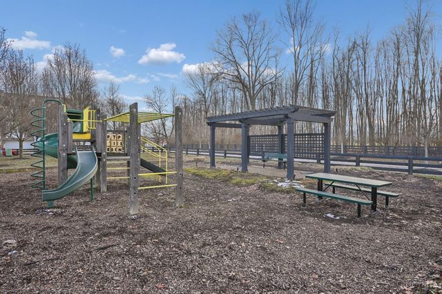 3272 Thoroughbred Drive, Goshen Twp, OH 45140