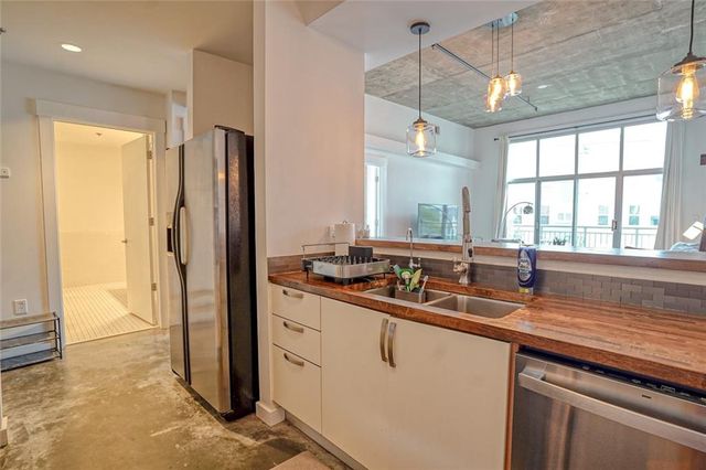 245 N Highland Avenue NE 411, Atlanta, GA 30307