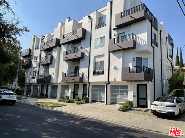 438 Arnaz Drive 106, Los Angeles, CA 90048