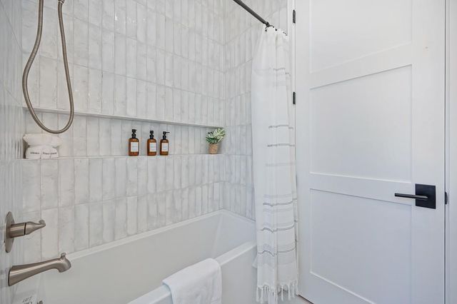 127 Fuller Ln, Lincoln, CA 95648