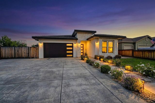 127 Fuller Ln, Lincoln, CA 95648