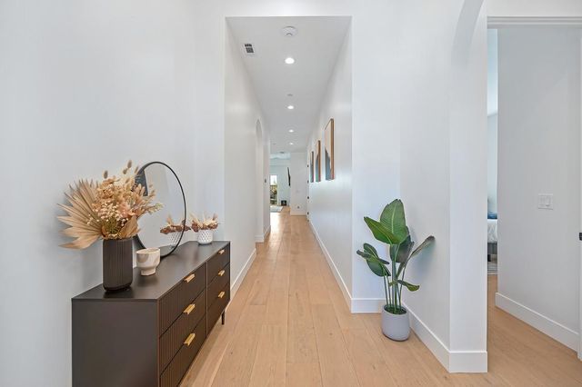 127 Fuller Ln, Lincoln, CA 95648