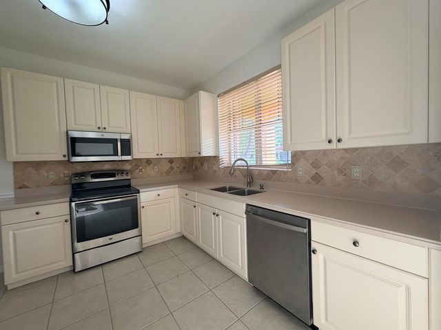 5772 NW 119th Drive, Coral Springs, FL 33076