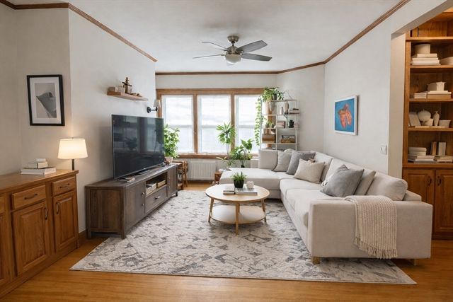 41 Hawthorn St. 10, Cambridge, MA 02138