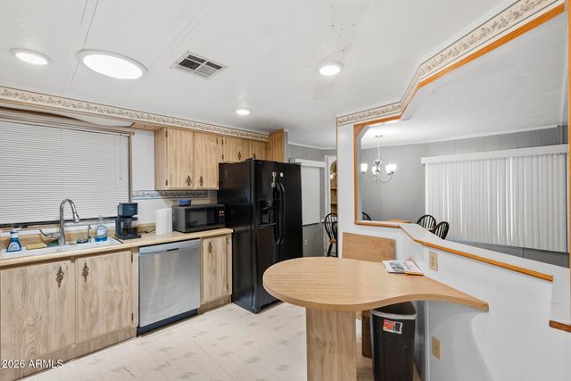 909 S 95TH Way, Mesa, AZ 85208
