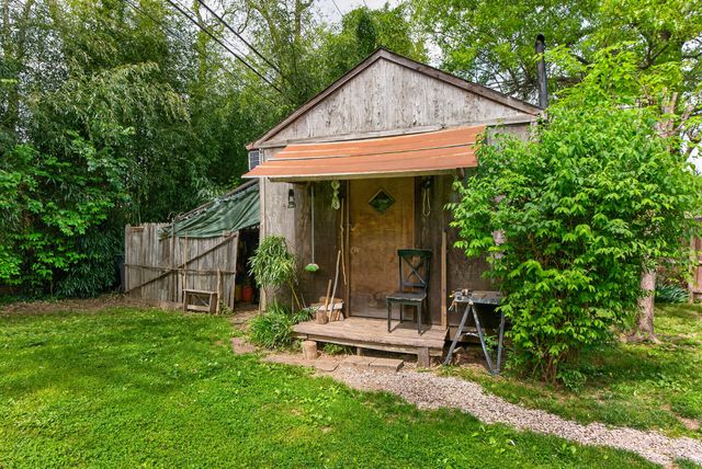 838 Aster Road, Lexington, KY 40504
