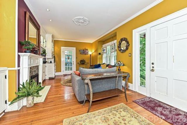 1532 The Plaza, Charlotte, NC 28205