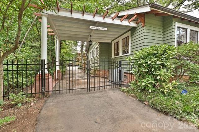 1532 The Plaza, Charlotte, NC 28205