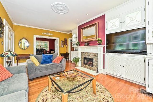 1532 The Plaza, Charlotte, NC 28205
