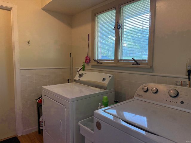 288 Locust Drive, Bloomfield, IN 47424