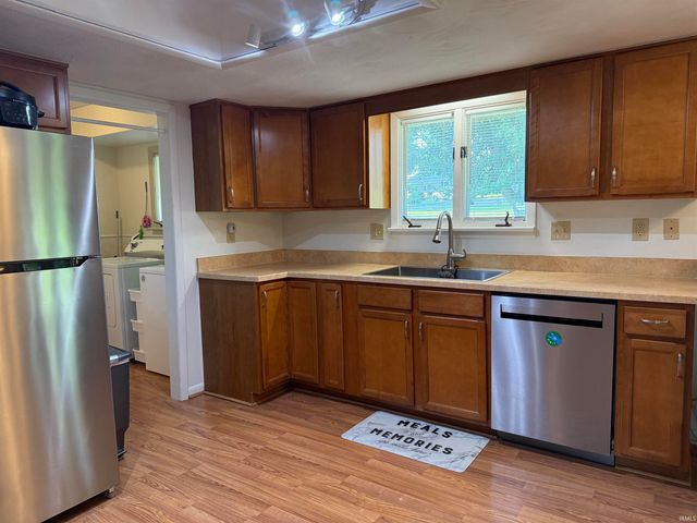 288 Locust Drive, Bloomfield, IN 47424