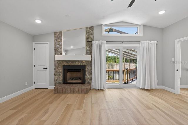 1461 87TH AVENUE N, St Petersburg, FL 33702