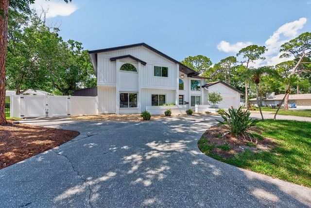 1461 87TH AVENUE N, St Petersburg, FL 33702