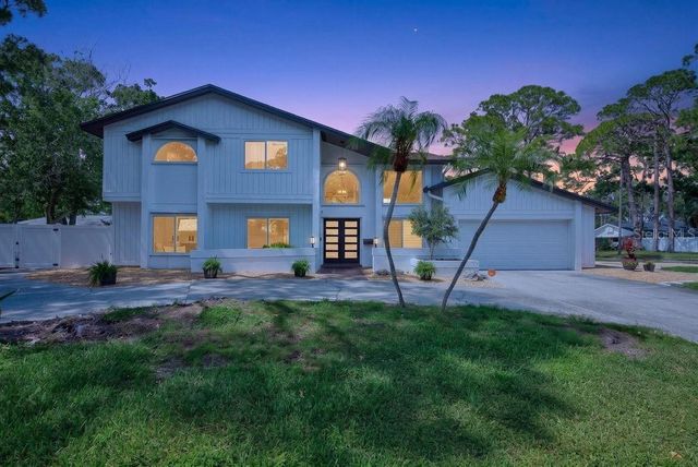 1461 87TH AVENUE N, St Petersburg, FL 33702