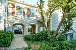 2923 S Woodstock St Apt D, Arlington, VA 22206