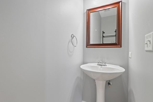 2015 Brunswick Drive, Plainfield, IL 60586