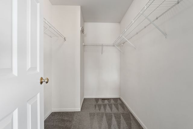 2015 Brunswick Drive, Plainfield, IL 60586