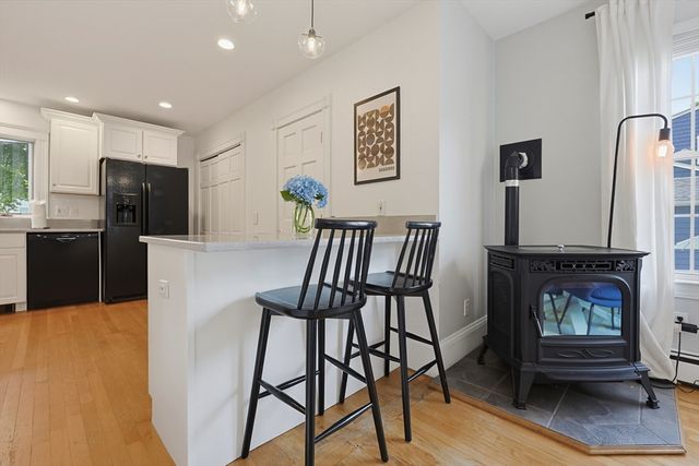 11 Eleanor St, Dedham, MA 02026
