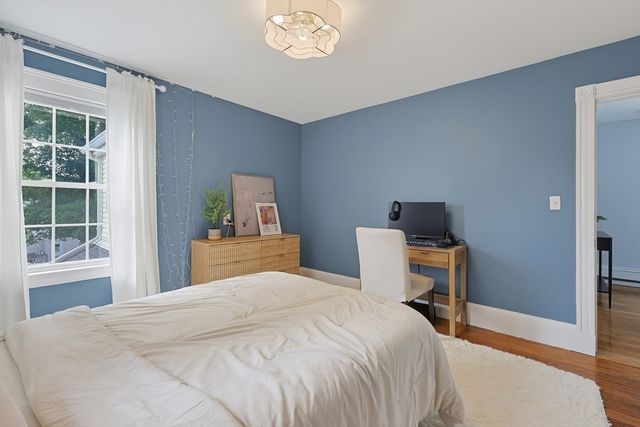 11 Eleanor St, Dedham, MA 02026