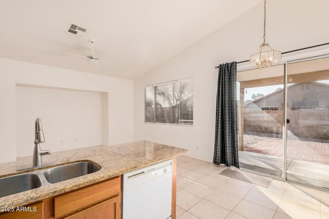 6673 W IVANHOE Street, Chandler, AZ 85226