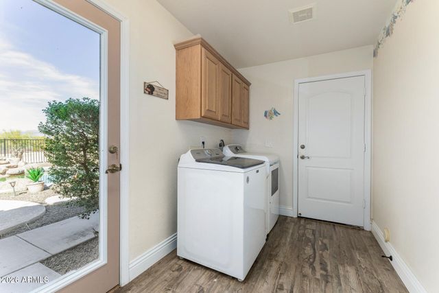 38212 N 19TH Avenue, Phoenix, AZ 85086