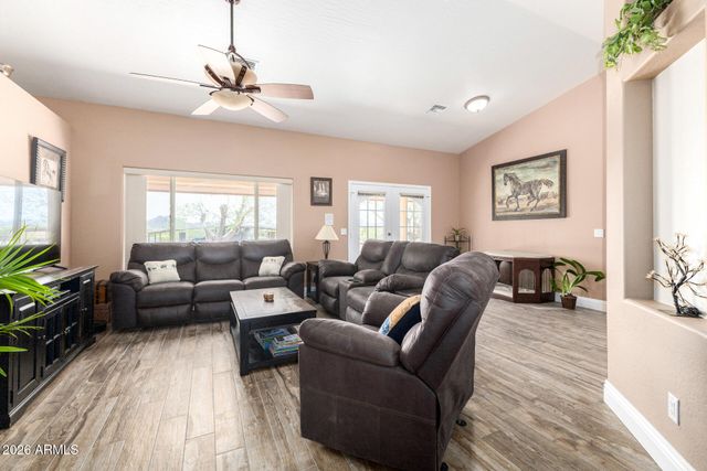 38212 N 19TH Avenue, Phoenix, AZ 85086
