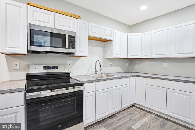 565 LINE ST, Camden, NJ 08103