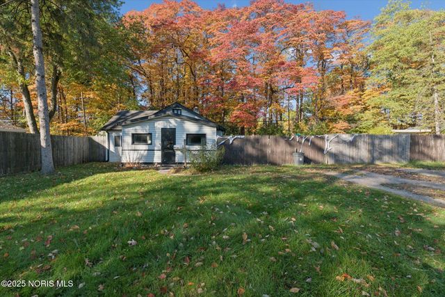 5327 Oldham Drive, Toledo, OH 43613