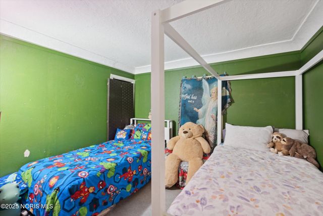 5327 Oldham Drive, Toledo, OH 43613