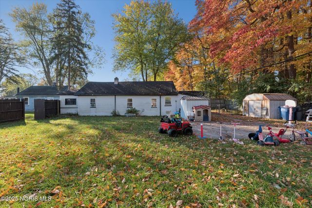 5327 Oldham Drive, Toledo, OH 43613