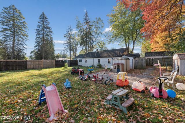 5327 Oldham Drive, Toledo, OH 43613