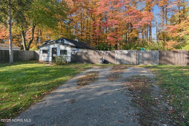 5327 Oldham Drive, Toledo, OH 43613