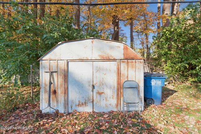 5327 Oldham Drive, Toledo, OH 43613