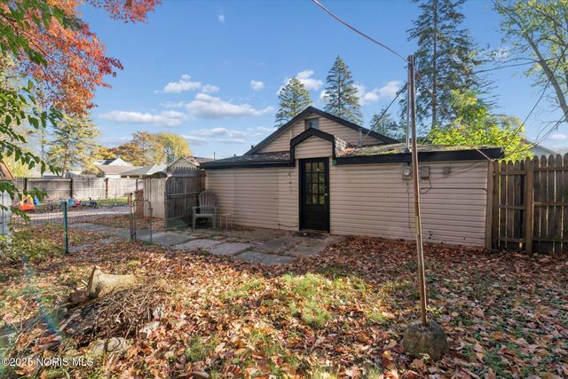 5327 Oldham Drive, Toledo, OH 43613